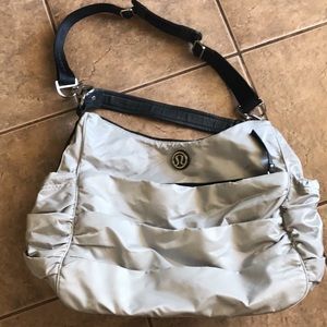 Lululemon Arabesque bag